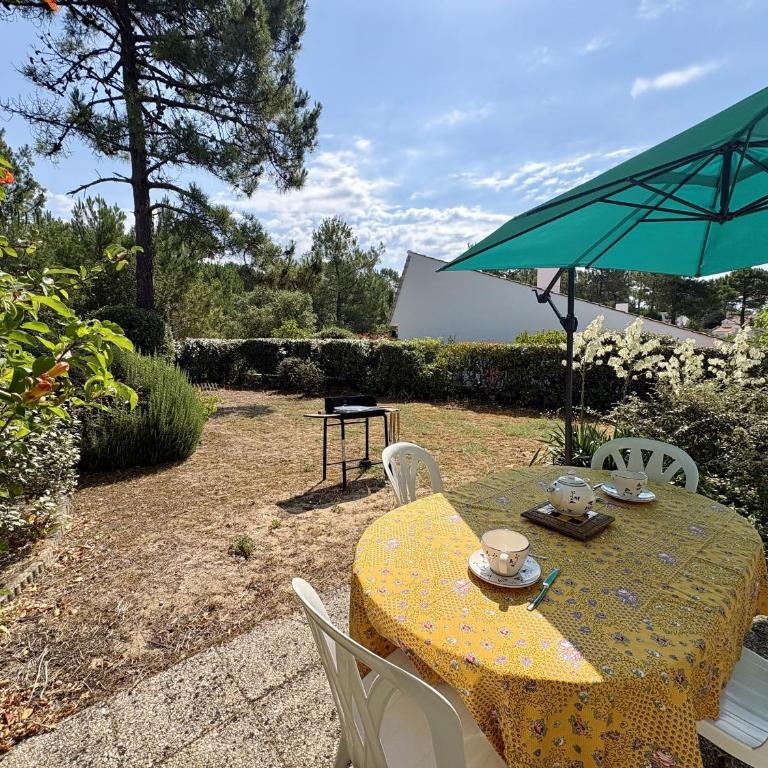 Charmante maison 6 pers. accès forêt, 600m plage, animaux admis - FR-1-323-582 - Maison de Vacances - 23