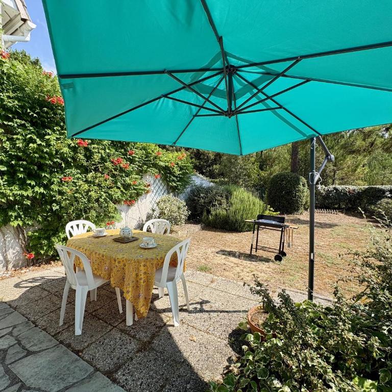 Charmante maison 6 pers. accès forêt, 600m plage, animaux admis - FR-1-323-582 - Maison de Vacances - 24