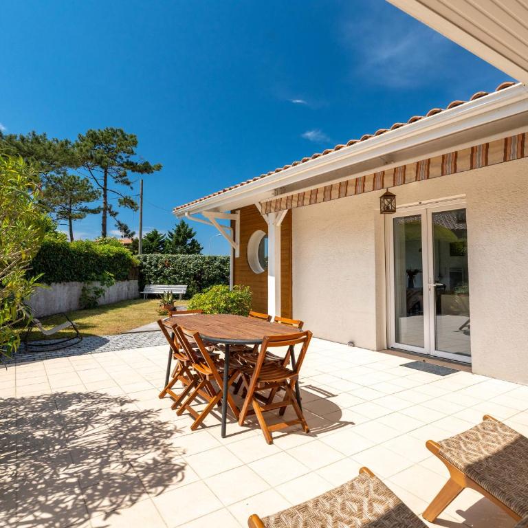 Maison chaleureuse à deux pas de l'océan - 6 pers, Wi-Fi, parking, terrasses, ménage inclus - FR-1-319-515 - Maison de Vacances - 32