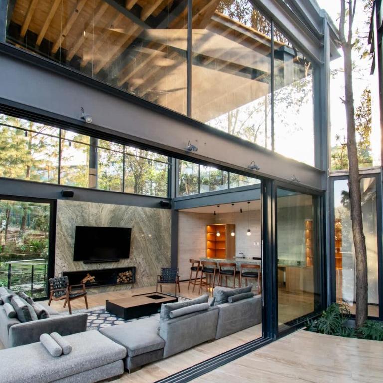 Architectural glass masterpiece villa in Avandaro Forest - Villa - 8