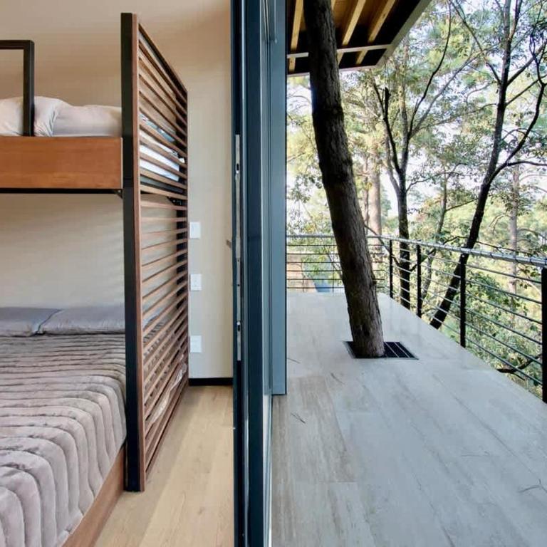 Architectural glass masterpiece villa in Avandaro Forest - Villa - 45