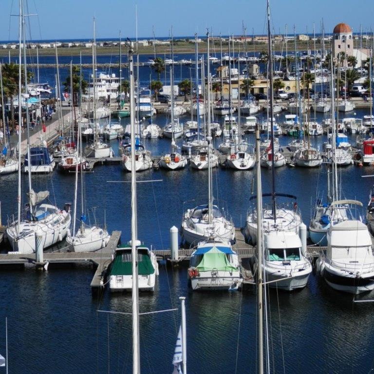 Gruissan : T3 RDC 4/5 pers, Piscine & Parking privé - FR-1-796-93 - Apartment - 19