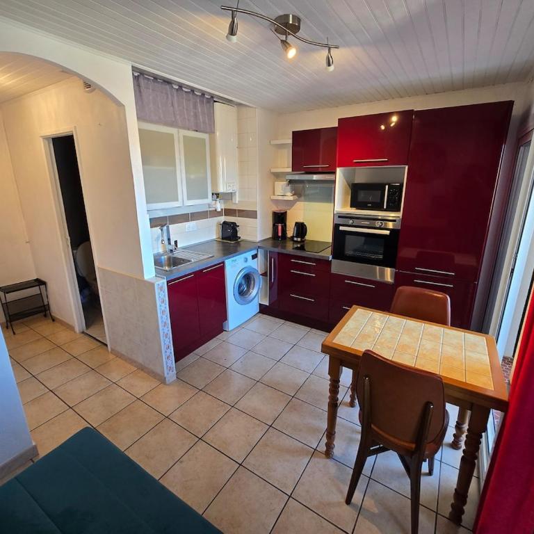 Cosy T2, Vue Mer, Plage - Clim, WIFI & Parking - Appartement 1 Chambre - Vue sur Mer - 1