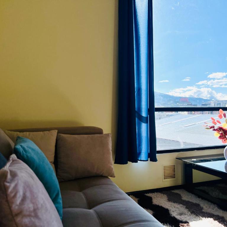 Amplia suite cerca a La Carolina - Av 6 Diciembre - Apartamento de 1 dormitorio - 9