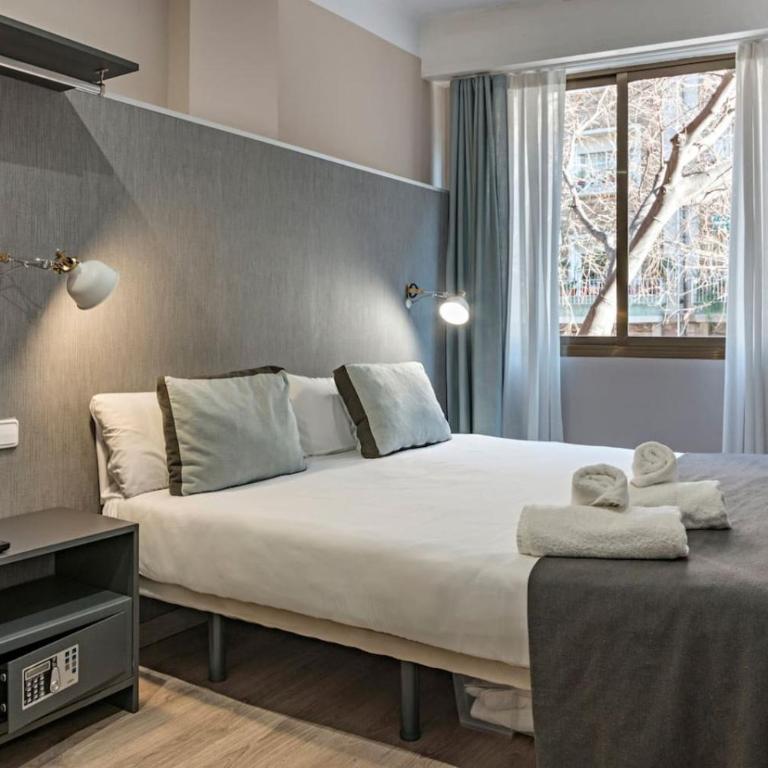 Habitat Apartments Cool Jazz - Two-Bedroom Apartment - 9