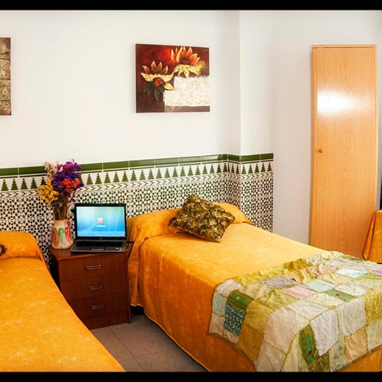 Hostal Estación - Habitación Doble - 2 camas - 2