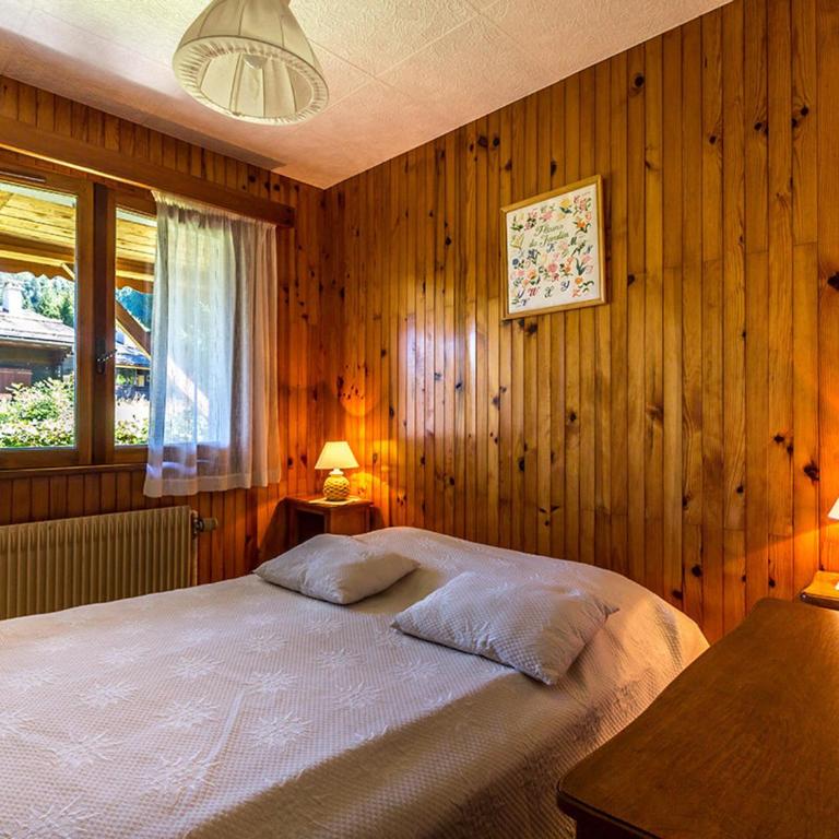 Rez de chalet calme avec terrasse - 2 chambres, proche pistes à La Clusaz - FR-1-437-10 - Appartement (6 Adultes) - 13