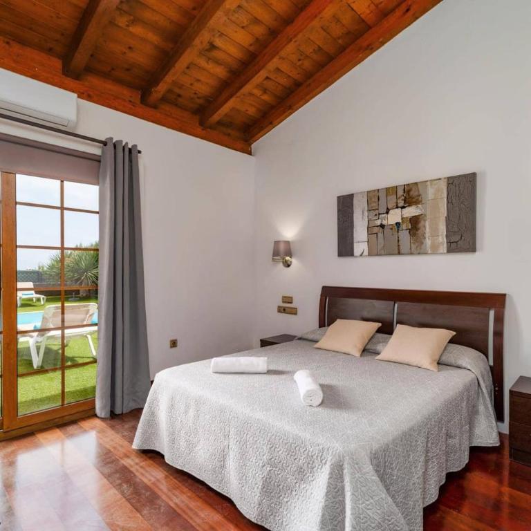 Villa Sherry II by Villa Plus - Villa - 9