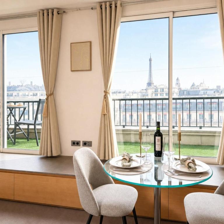 Champs-Elysees studio with balcony & AC - Studio - 20