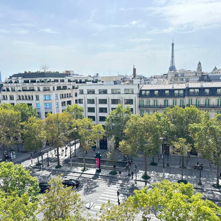 Champs-Elysees studio with balcony & AC - Studio - 26