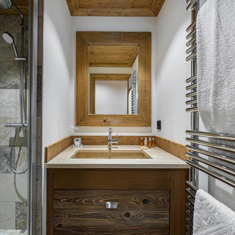 Superbe appartement à Courchevel Le Praz, proche des pistes, avec parking et wifi - FR-1-568-5 - Appartement (8 Adultes) - 11
