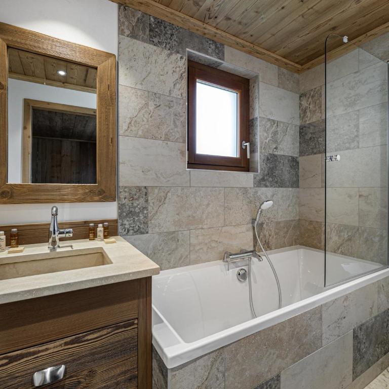 Superbe appartement à Courchevel Le Praz, proche des pistes, avec parking et wifi - FR-1-568-5 - Appartement (8 Adultes) - 12