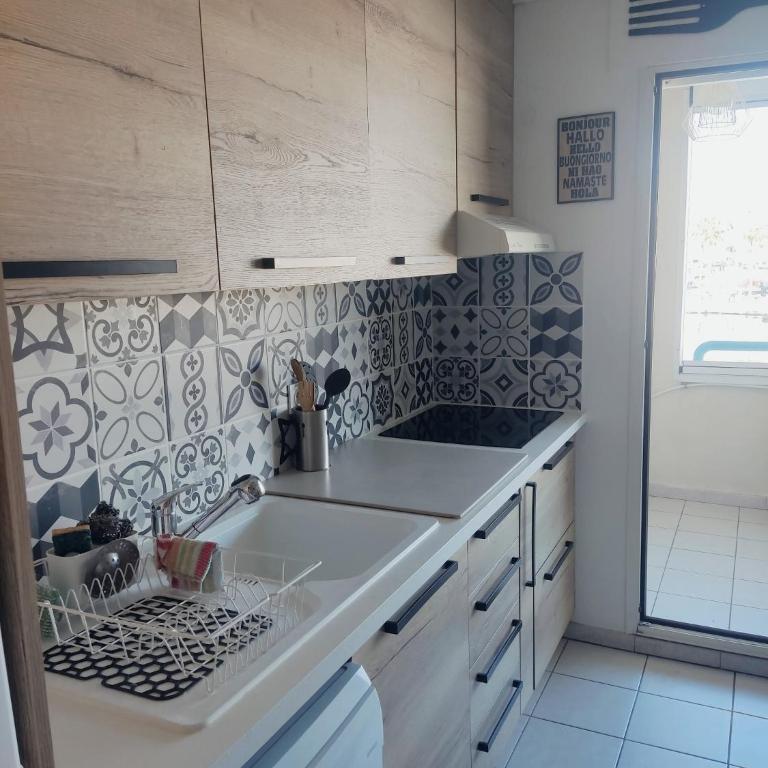 Port Frejus vue port, grand T2, 47m2, clim, piscine - Appartamento con 1 Camera da Letto, Vista Mare e Terrazza - 3