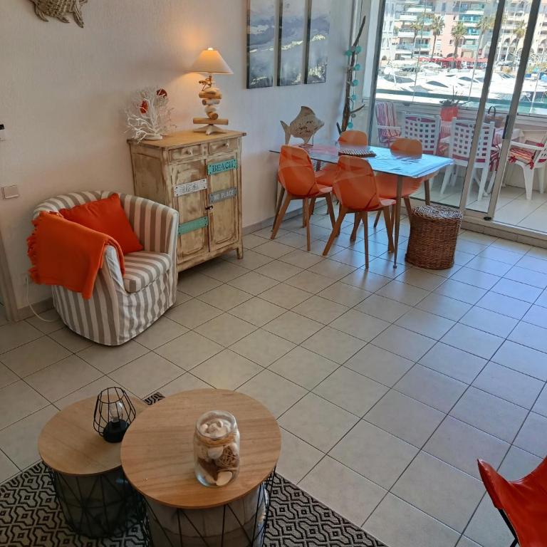 Port Frejus vue port, grand T2, 47m2, clim, piscine - Appartamento con 1 Camera da Letto, Vista Mare e Terrazza - 15