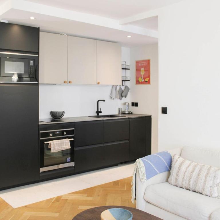 Appartement tout équipé de 39 m à Paris - Appartement - 18