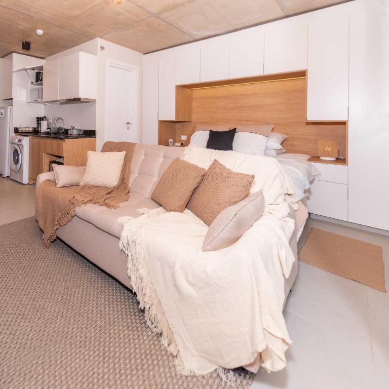 Chic First Del Sol Studio Near Restaurants & Shops - Estudio - 1