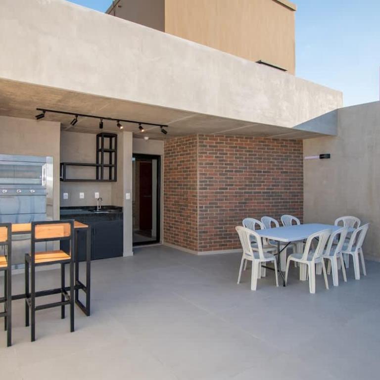 Chic First Del Sol Studio Near Restaurants & Shops - Estudio - 12