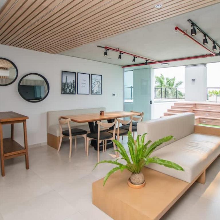 Business Apt Workspace Pool & Gym Near Malls - Apartamento - 32