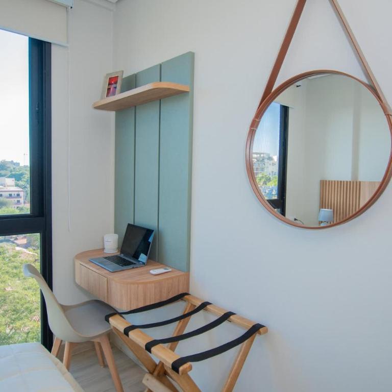 Chic & Modern 1BR Near Top Malls Pool & Gym - Apartment - 20