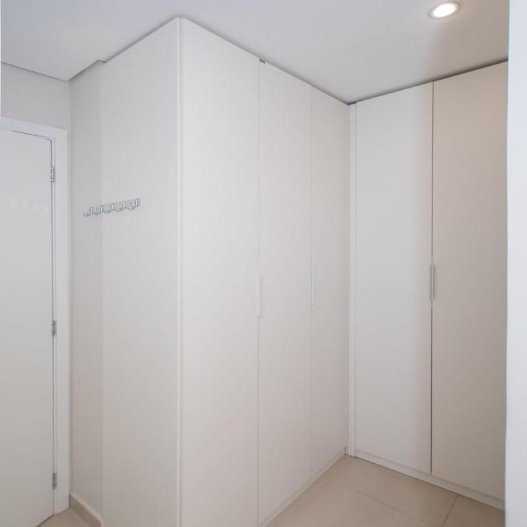 2BR City Views Pool Gym & BBQ 200Mbps - Apartment - 19