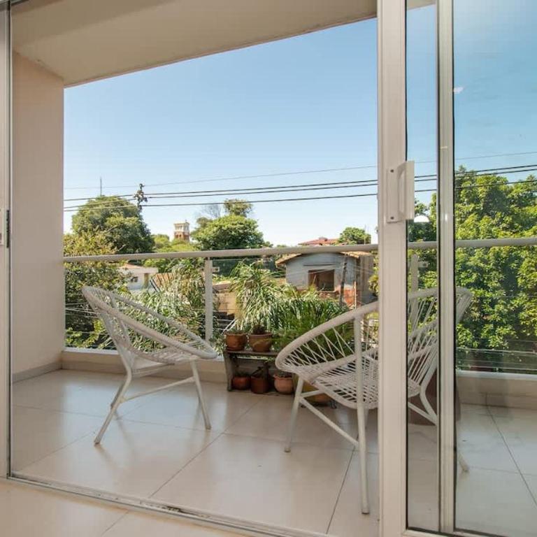 Urban 1BR Outdoor Pool Desk BBQ Shops Nearby - Apartment - 28
