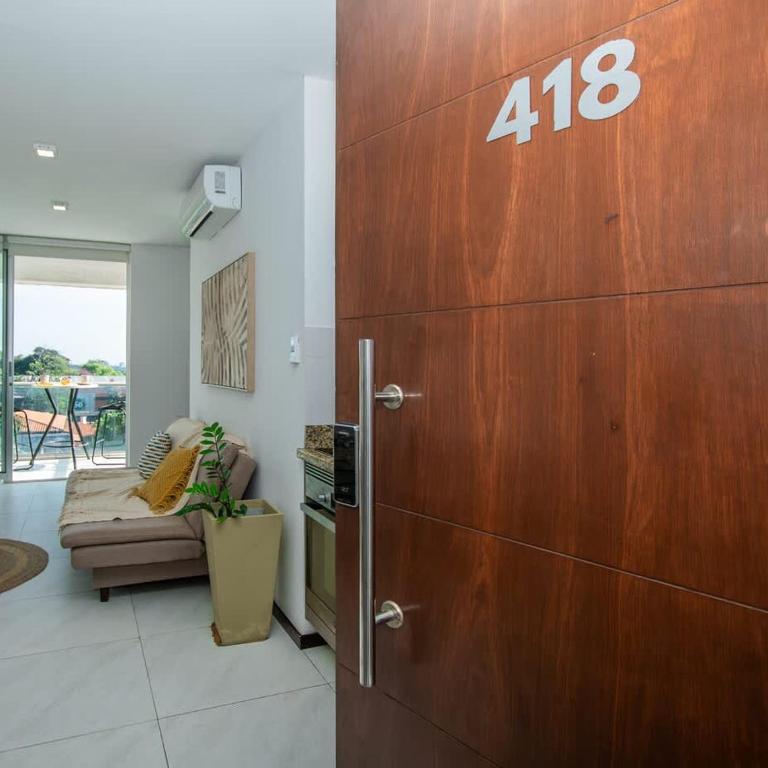 Fully Equipped Apt Pool & Workspace City Views - Apartamento - 7