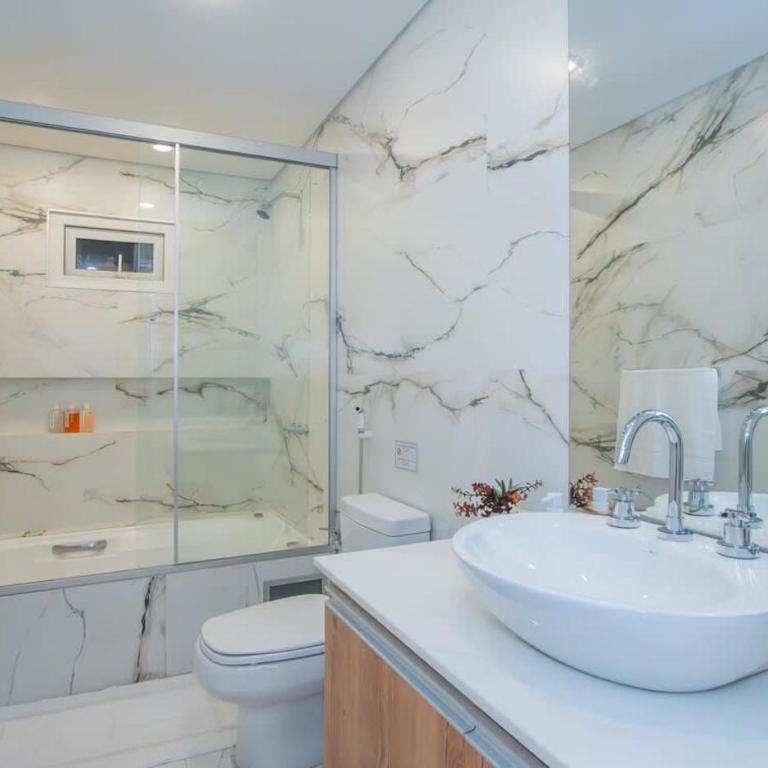 Spacious Haven Workspace & Pool Walk to Malls - Apartamento - 7