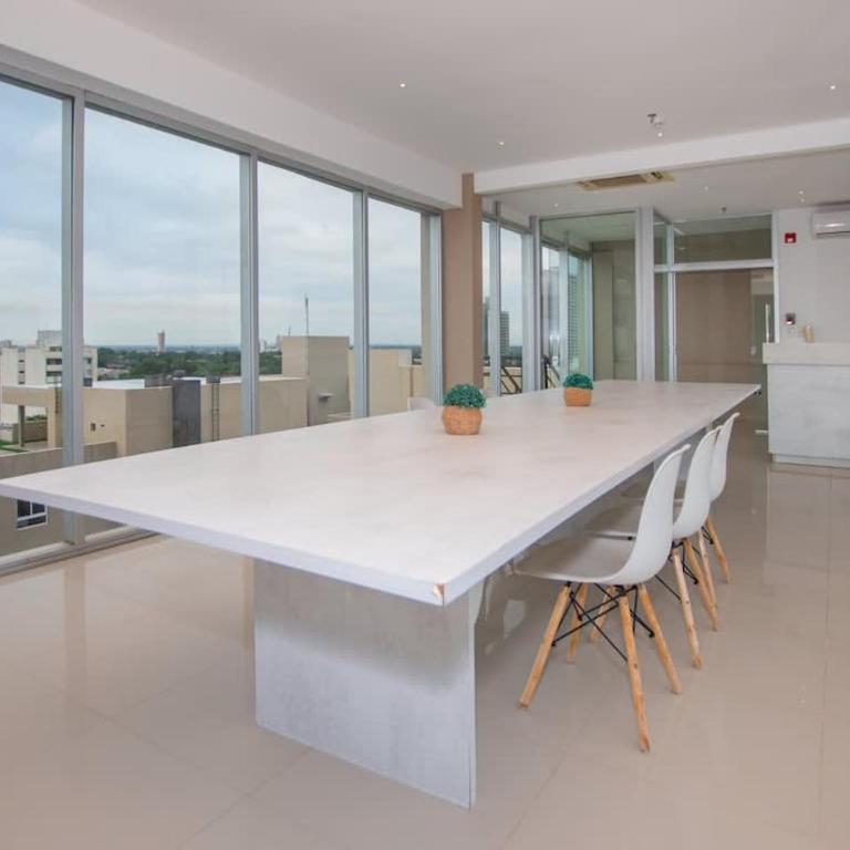 Spacious Haven Workspace & Pool Walk to Malls - Apartamento - 16