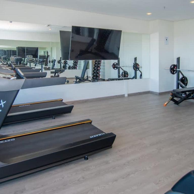 City View Studio near Malls Pool Gym & BBQ - Studio - 19