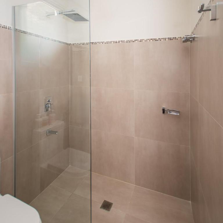 City View Studio near Malls Pool Gym & BBQ - Studio - 17