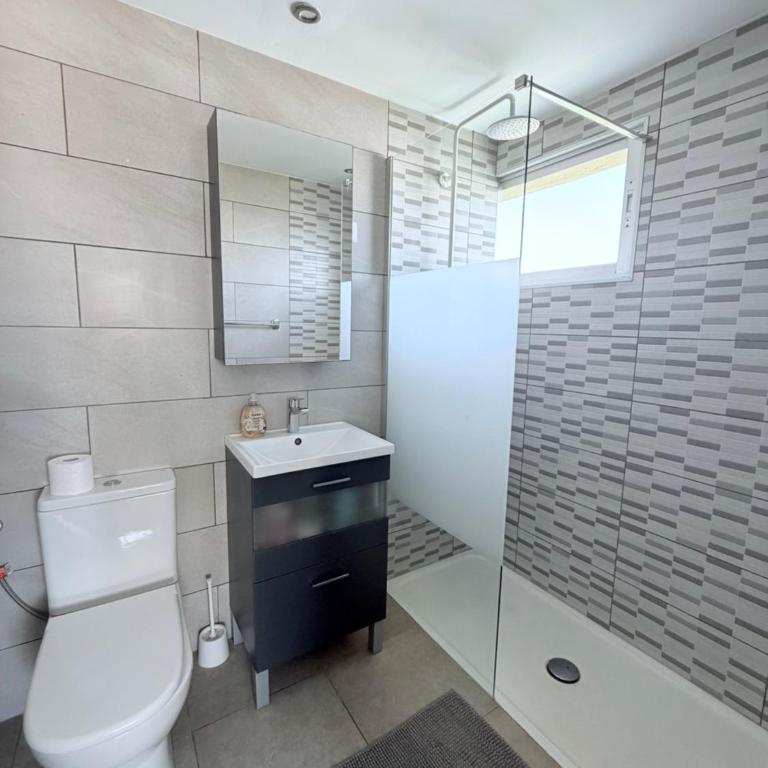 Estepona Port Apartment - Sea Views, Sleeps 6 - Apartamento de 2 dormitorios - 8