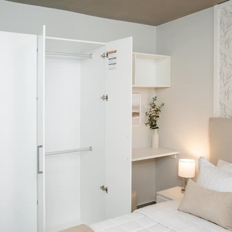 Modern and Cozy Apt Skyline Views Workspace - Apartment - 27