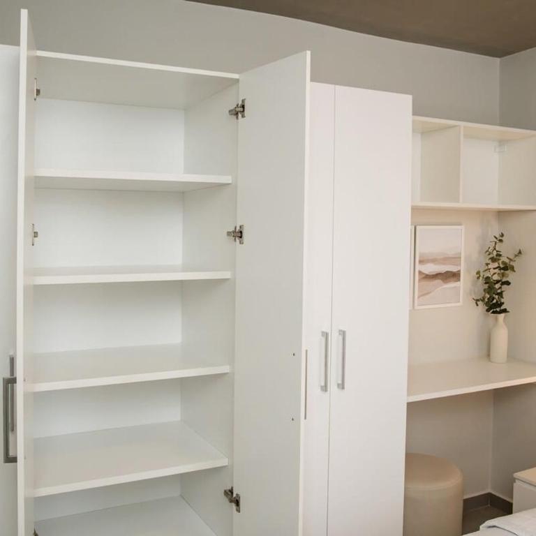 Modern and Cozy Apt Skyline Views Workspace - Apartment - 28