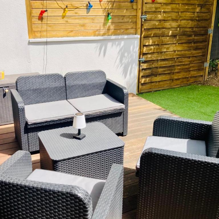 Apartment with warm and refined garden - Apartment - 15