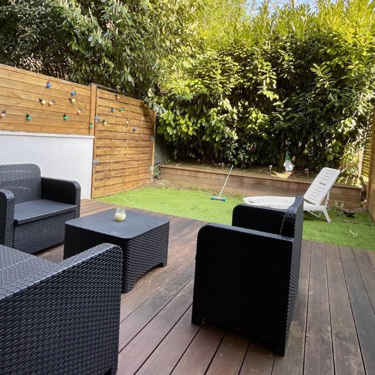 Apartment with warm and refined garden - Apartment - 16