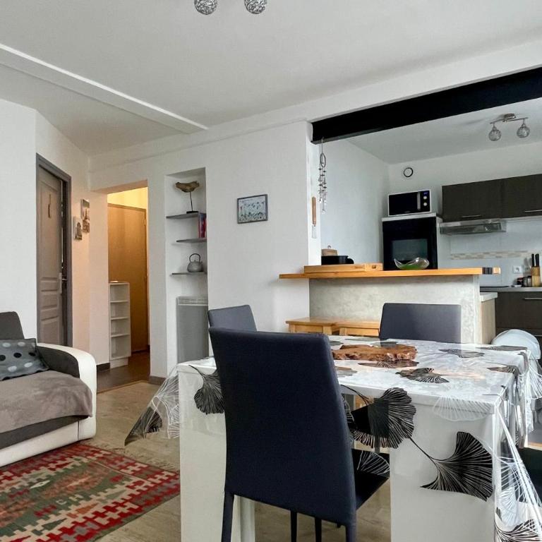 Appartement avec terrasse - Appartement - 2