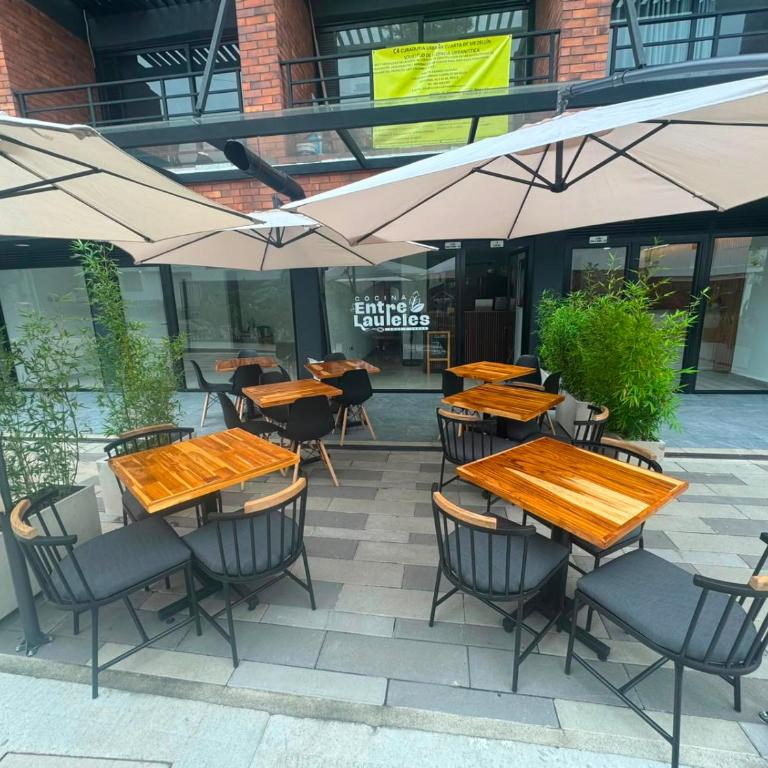 Laureles Premium Loft con Jacuzzi Privado - One-Bedroom Apartment - 69