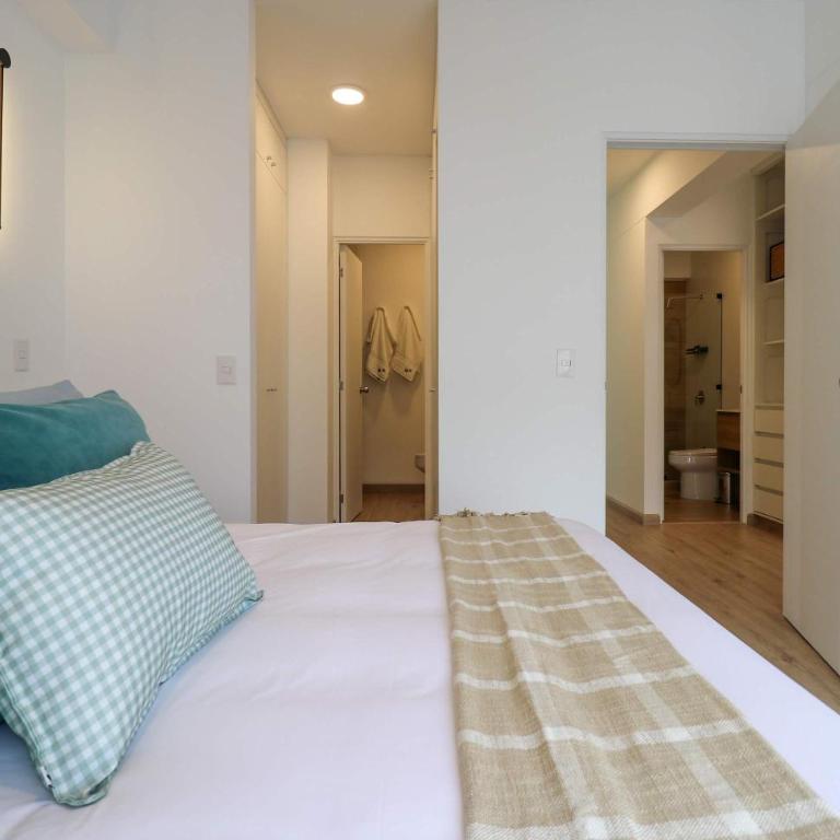 Refined & Cozy 2BR with Balcony in Miraflores - Apartamento de 2 dormitorios con balcón - 24