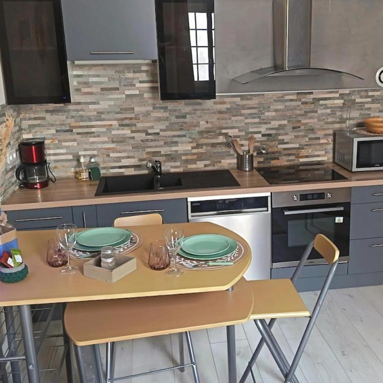 Romantic haven Historic center Absolute calm - Appartement 1 Chambre - 3
