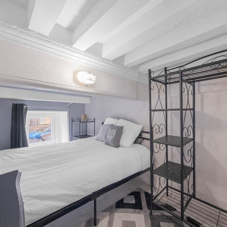 Romantic haven Historic center Absolute calm - Appartement 1 Chambre - 12