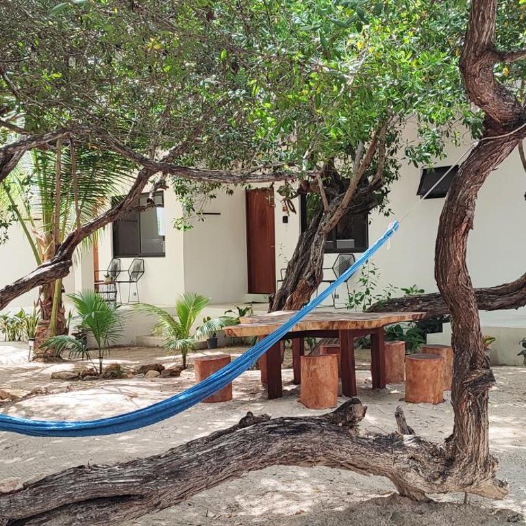 Valentina Holbox by Las Flores Vacation Rentals - Deluxe Apartment mit 2 Schlafzimmern und Meerblick - 9