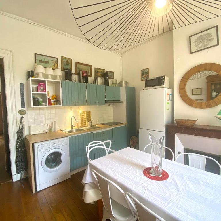 Villa Belle Époque 1879, vue bassin d'Arcachon - Two-Bedroom Apartment - 6