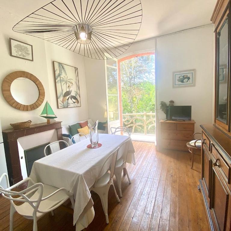 Villa Belle Époque 1879, vue bassin d'Arcachon - Two-Bedroom Apartment - 18