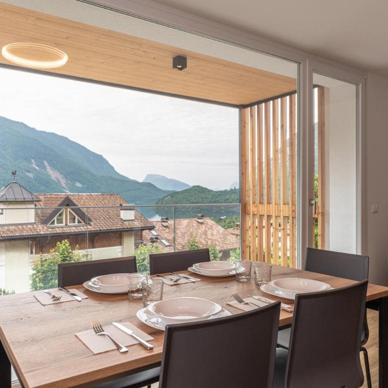 Altavista Aura - Appartamento con 2 Camere da Letto e Vista Lago - 1
