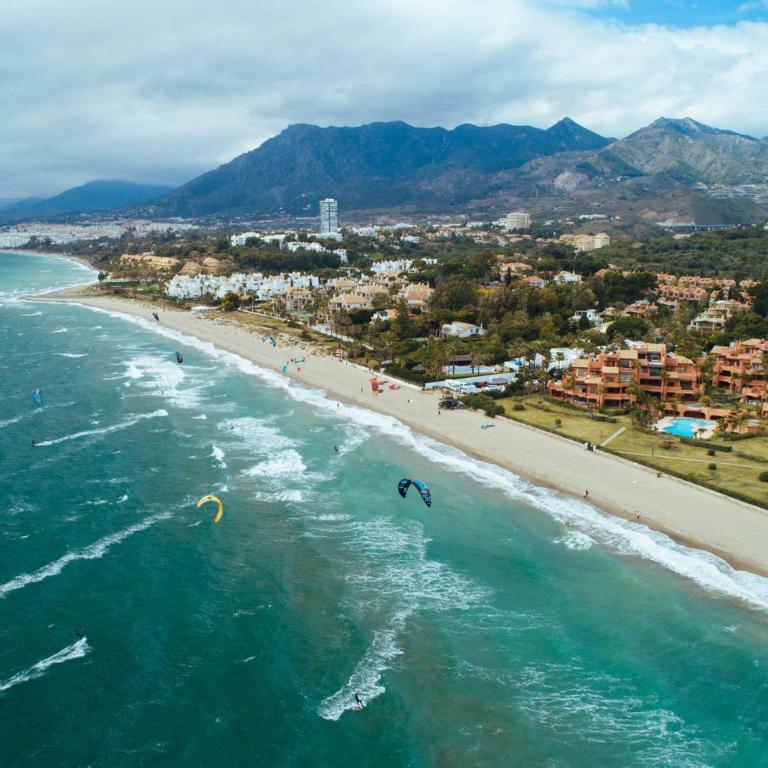 Luxury 2 Bedroom Apartment Sea View Altos de Los Monteros - Apartamento de 2 dormitorios con terraza - 44