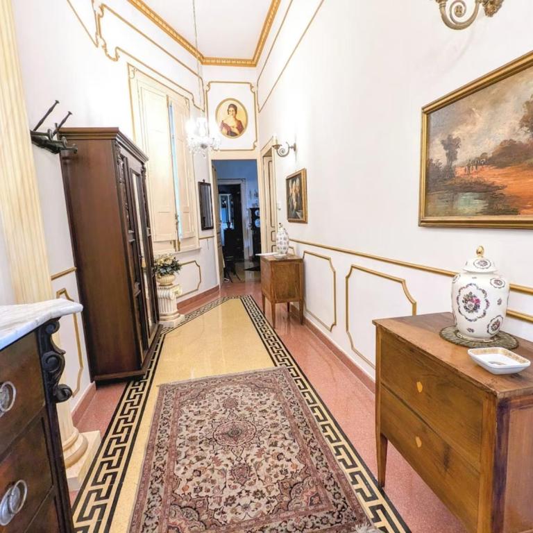 Soggiorno Royal Salerno Central - Camera Queen Standard - 2