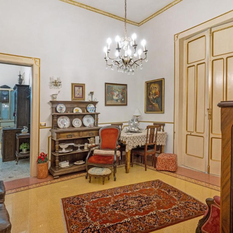 Soggiorno Royal Salerno Central - Camera Queen Standard - 12