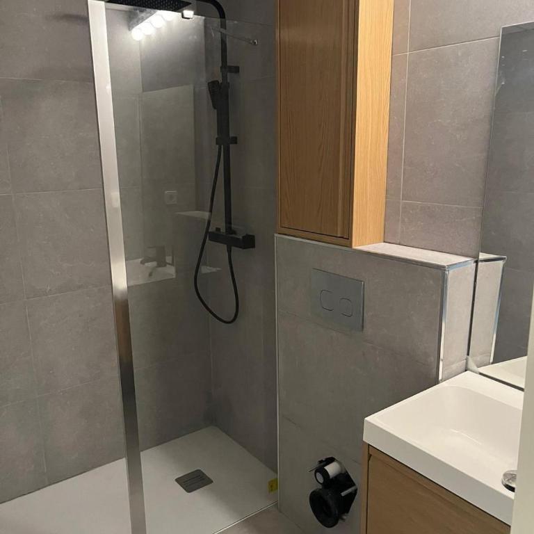 Appartement piscine, jardin privé, proche mer - Apartamento de 2 dormitorios - 9