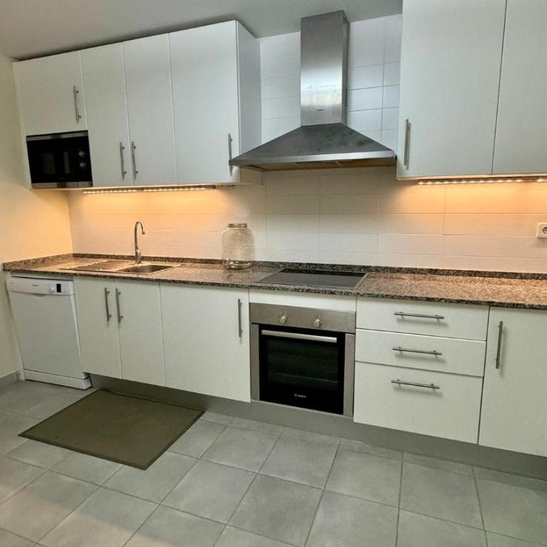 Appartement piscine, jardin privé, proche mer - Apartamento de 2 dormitorios - 13
