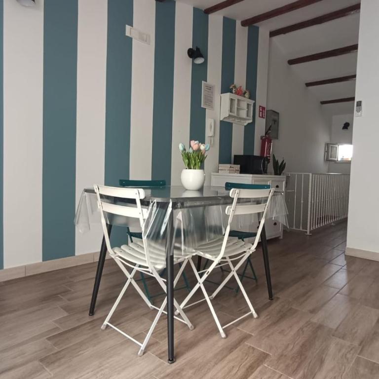 Dafni e Naide Apartment - Appartamento con 3 Camere da Letto e con Balcone - 45